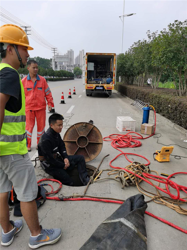 凤阳翻衬法管道修复技术主要工序